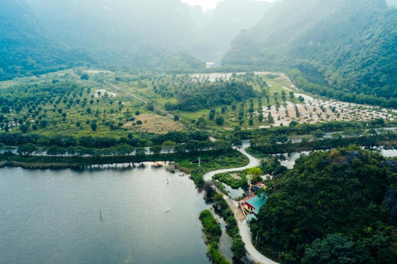 Trang An Freedom Hood Hostel Ninh Binh Bagian luar foto