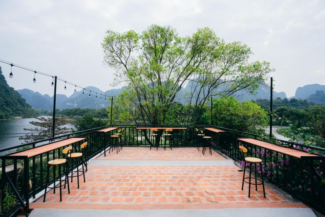 Trang An Freedom Hood Hostel Ninh Binh Bagian luar foto