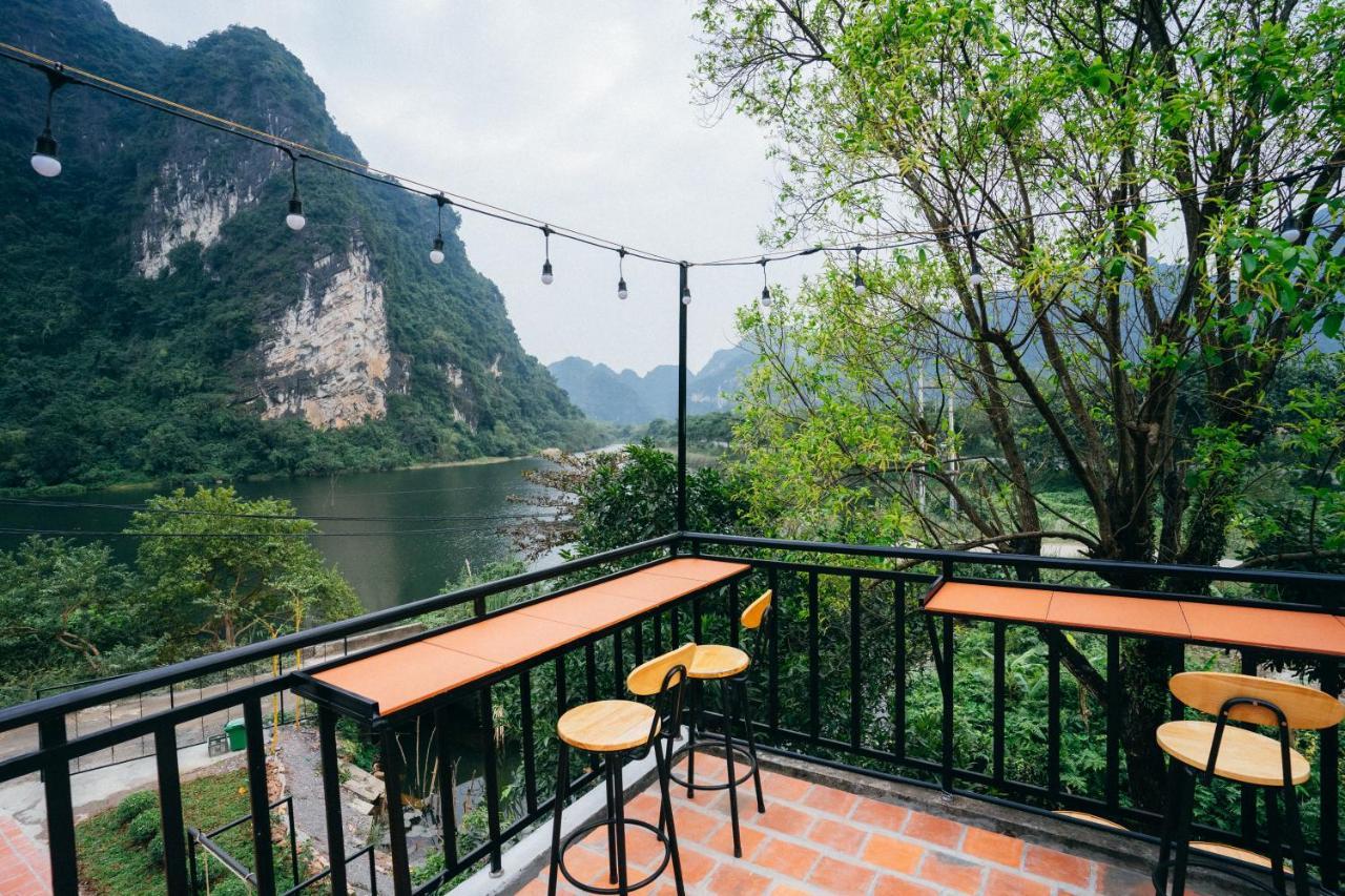 Trang An Freedom Hood Hostel Ninh Binh Bagian luar foto