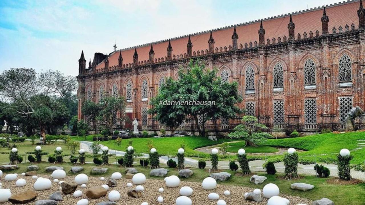 Trang An Freedom Hood Hostel Ninh Binh Bagian luar foto