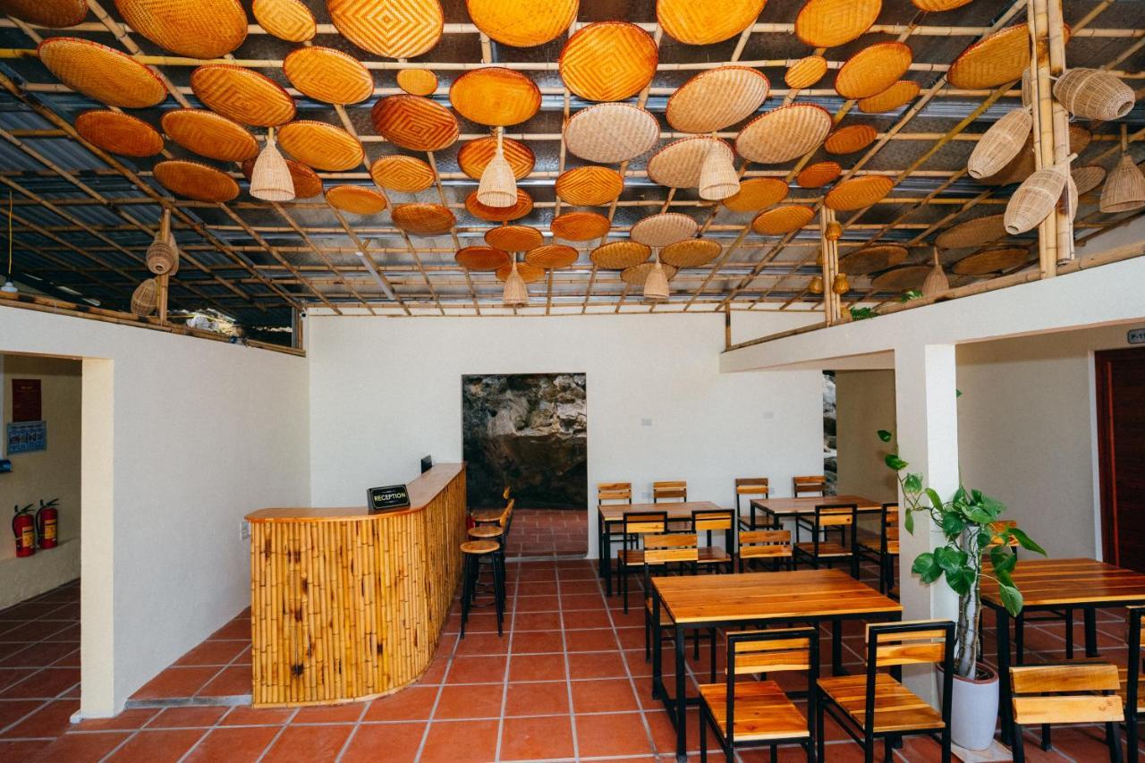 Trang An Freedom Hood Hostel Ninh Binh Bagian luar foto
